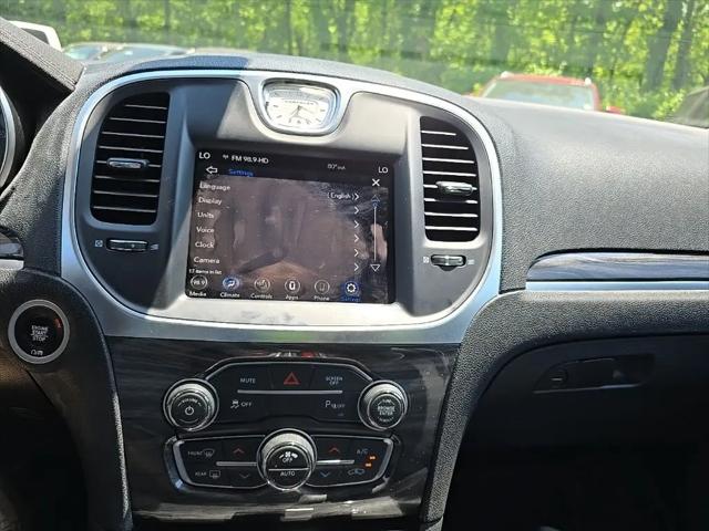 2021 Chrysler 300 Touring L AWD