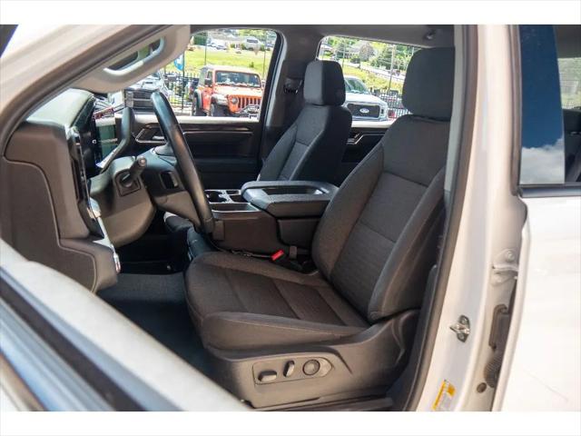 2023 GMC Sierra 1500 4WD Crew Cab Short Box Elevation with 3VL