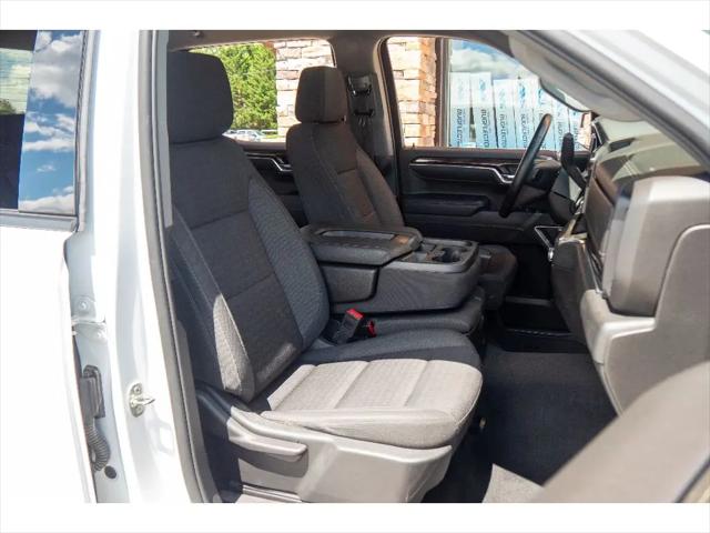 2023 GMC Sierra 1500 4WD Crew Cab Short Box Elevation with 3VL