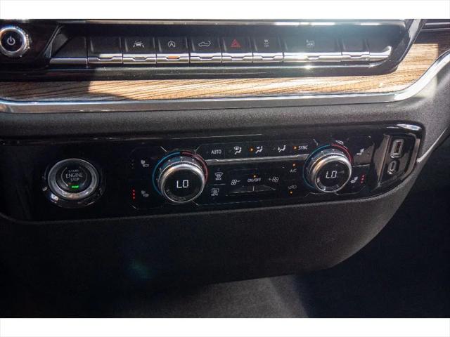 2023 GMC Sierra 1500 4WD Crew Cab Short Box Elevation with 3VL