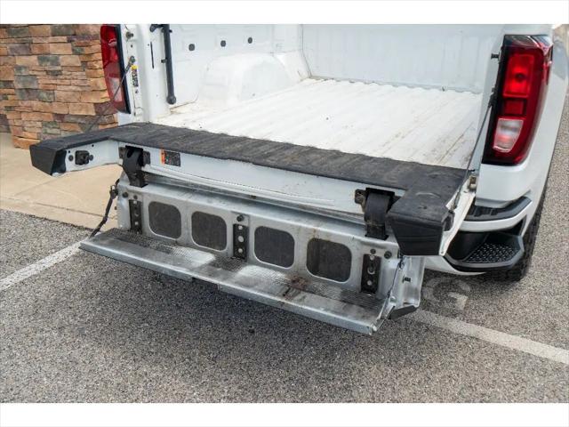 2023 GMC Sierra 1500 4WD Crew Cab Short Box Elevation with 3VL