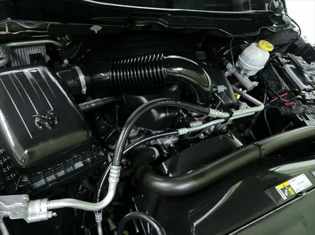 2019 Ram 1500 Classic SLT Crew Cab 4x4 6'4" Box