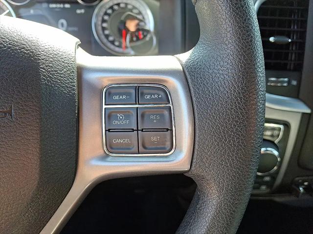 2024 Ram 1500 Classic Warlock Crew Cab 4x4 5'7" Box