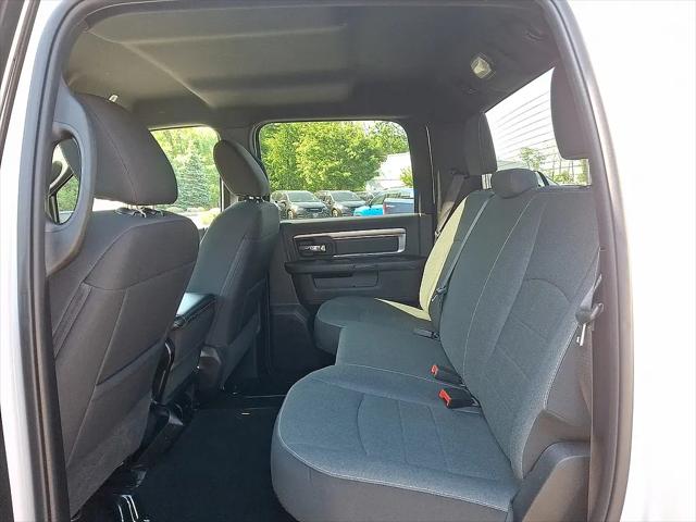 2024 Ram 1500 Classic Warlock Crew Cab 4x4 5'7" Box