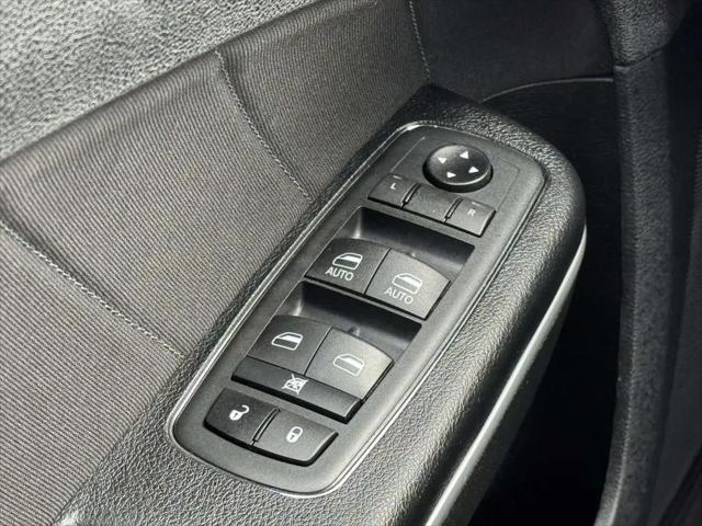 2020 Dodge Charger SXT RWD