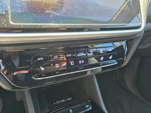 2023 Chevrolet Bolt EUV FWD LT