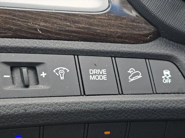 2017 Hyundai Santa Fe Sport 2.0T Ultimate