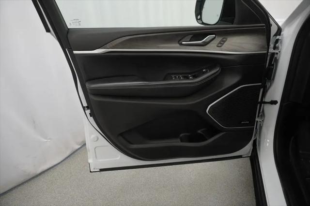 2022 Jeep Grand Cherokee Limited 4x4