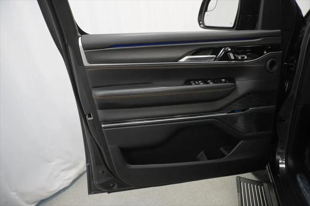 2025 Jeep Grand Wagoneer Series III Obsidian 4x4