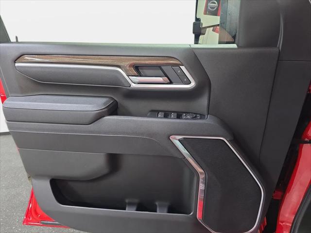 2026 Chevrolet Silverado 2500HD Crew Cab, Standard Bed, LT, 4WD