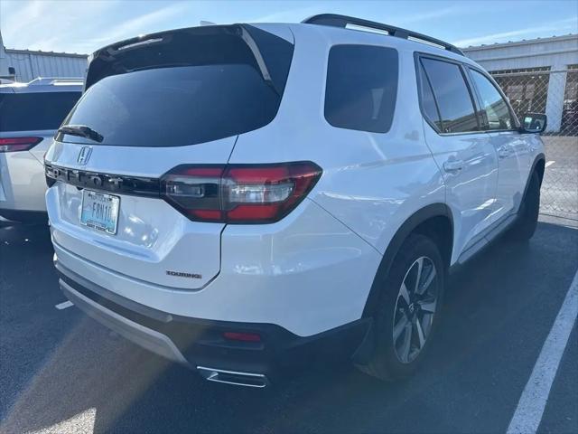 2023 Honda Pilot 2WD Touring