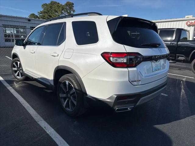 2023 Honda Pilot 2WD Touring