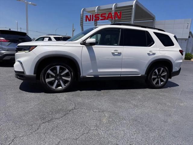 2023 Honda Pilot 2WD Touring