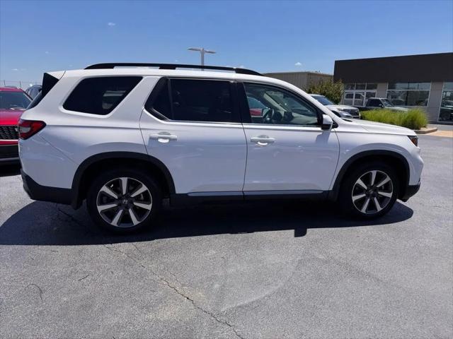 2023 Honda Pilot 2WD Touring