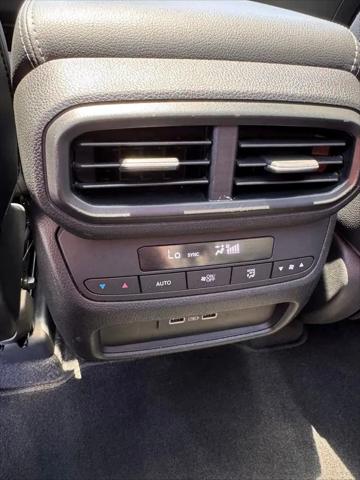 2023 Honda Pilot 2WD Touring