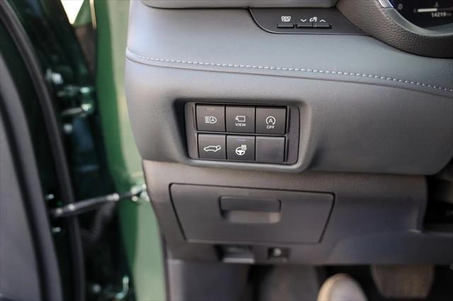 2025 Toyota Highlander Platinum