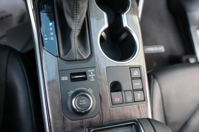 2025 Toyota Highlander Platinum