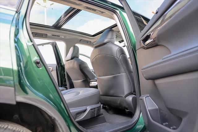 2025 Toyota Highlander Platinum
