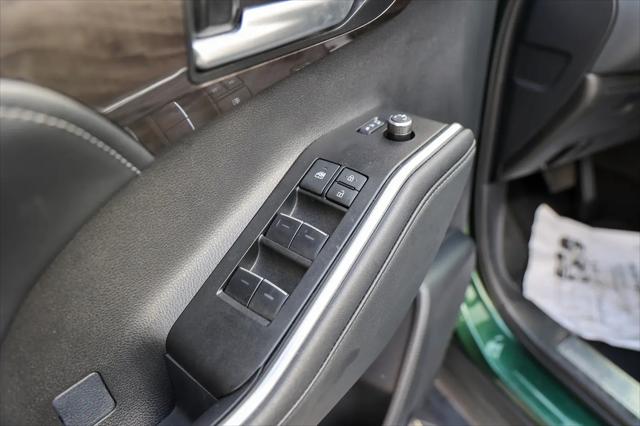 2025 Toyota Highlander Platinum
