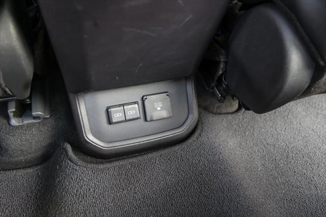 2025 Toyota Highlander Platinum