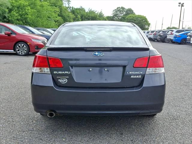 2010 Subaru Legacy 2.5i Premium