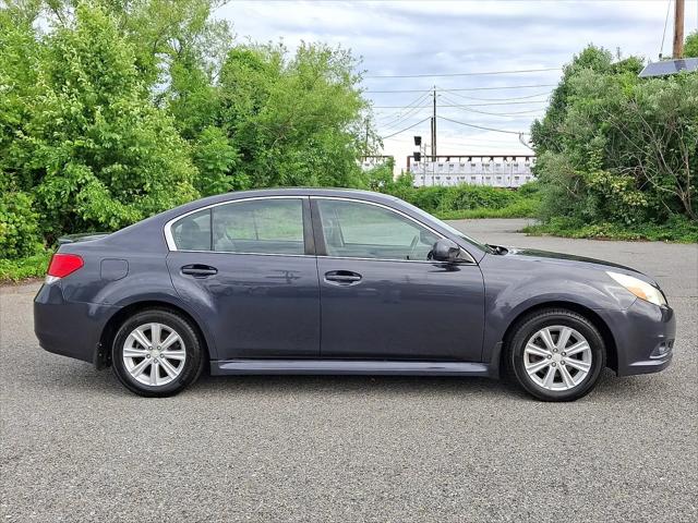 2010 Subaru Legacy 2.5i Premium