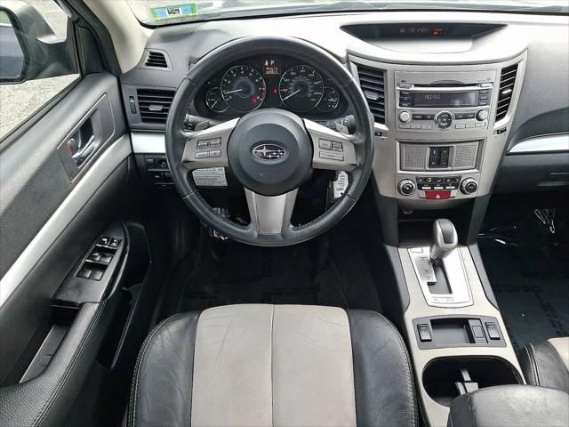 2010 Subaru Legacy 2.5i Premium