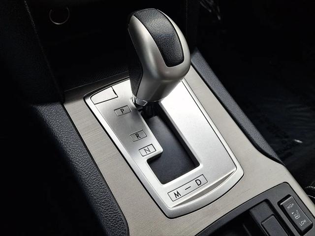 2010 Subaru Legacy 2.5i Premium
