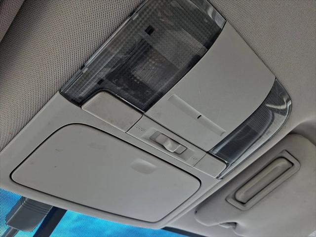 2010 Subaru Legacy 2.5i Premium