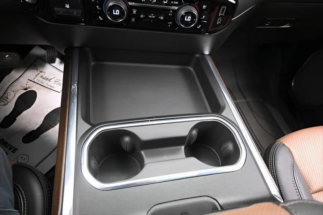 2024 Chevrolet Silverado 3500HD 4WD Crew Cab Standard Bed High Country