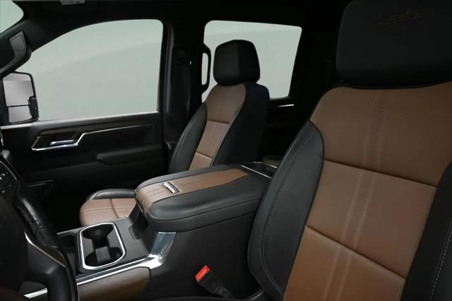 2024 Chevrolet Silverado 3500HD 4WD Crew Cab Standard Bed High Country