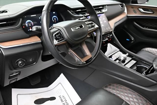 2023 Jeep Grand Cherokee L Summit 4x4