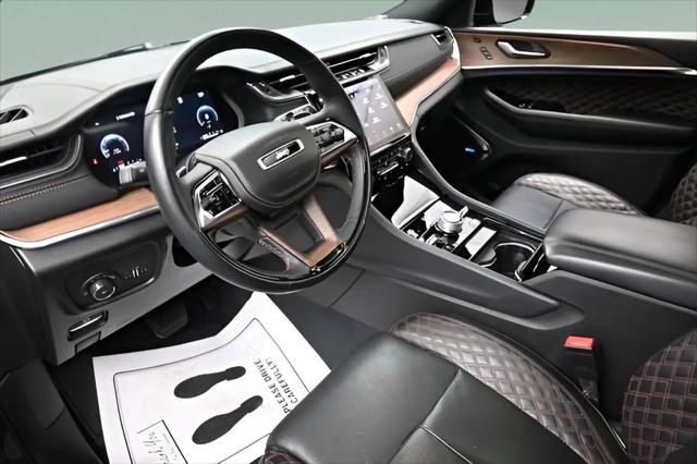 2023 Jeep Grand Cherokee L Summit 4x4