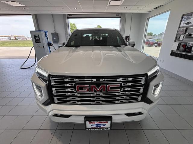 2023 GMC Canyon 4WD Crew Cab Short Box Denali