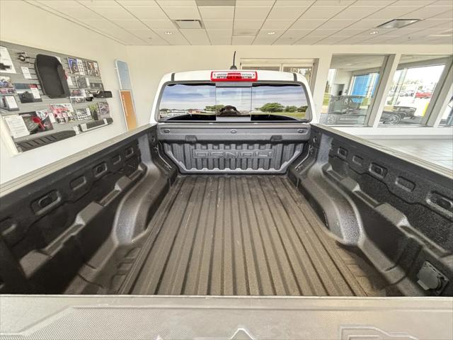 2023 GMC Canyon 4WD Crew Cab Short Box Denali