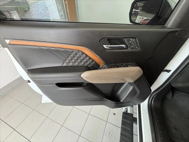 2023 GMC Canyon 4WD Crew Cab Short Box Denali