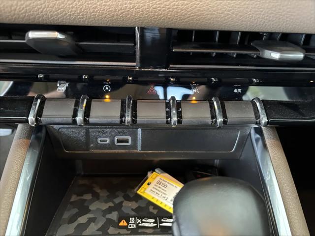 2023 GMC Canyon 4WD Crew Cab Short Box Denali