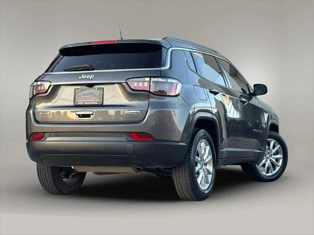 2022 Jeep Compass Latitude Lux 4x4