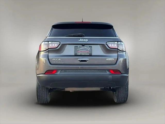 2022 Jeep Compass Latitude Lux 4x4