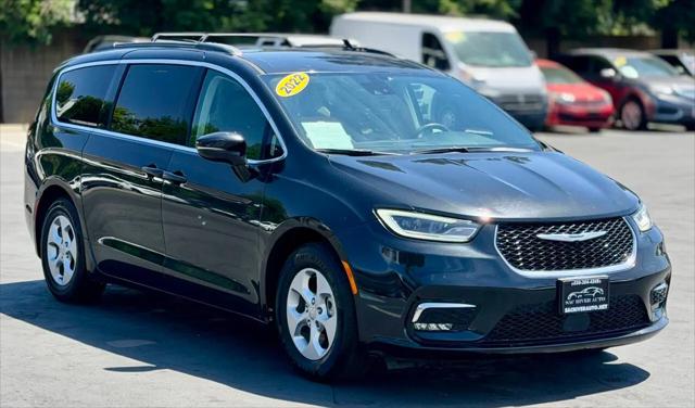 2022 Chrysler Pacifica Touring L for sale in Davis, CA