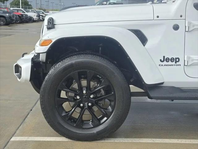 2022 Jeep Gladiator Sport