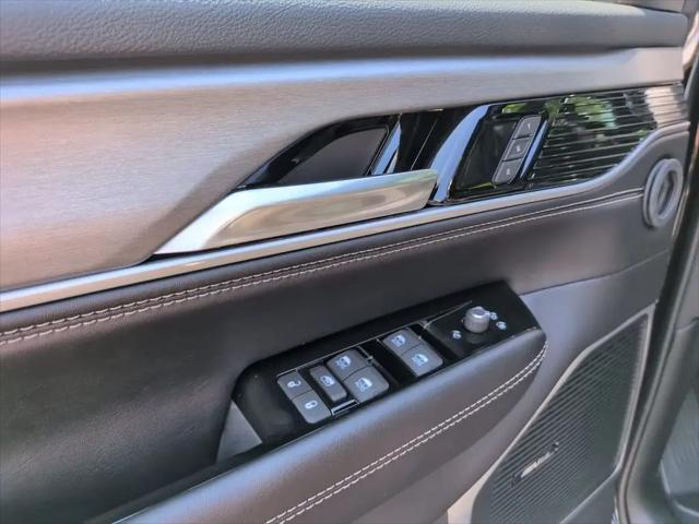 2026 Jeep Grand Wagoneer L 4x4