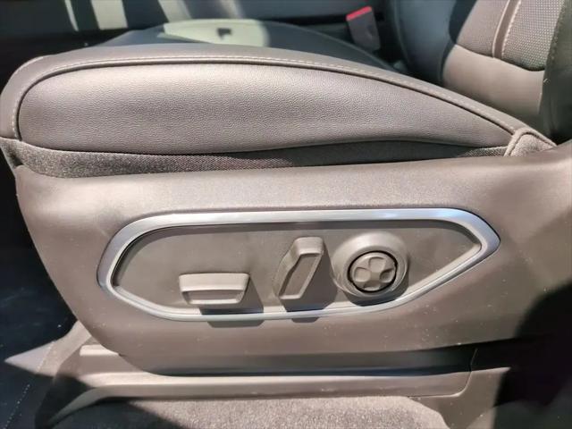 2026 Jeep Grand Wagoneer L 4x4