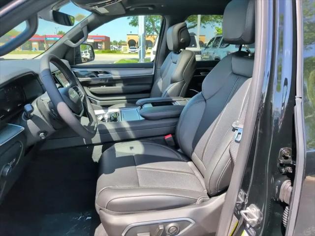 2026 Jeep Grand Wagoneer L 4x4
