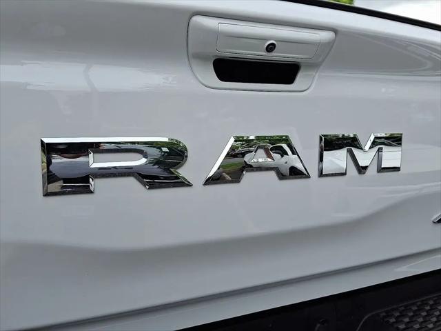 2025 Ram 1500 Lone Star Crew Cab 4x4 5'7" Box