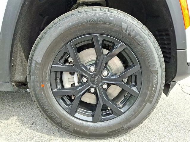 2024 Jeep Grand Cherokee L Altitude 4x4