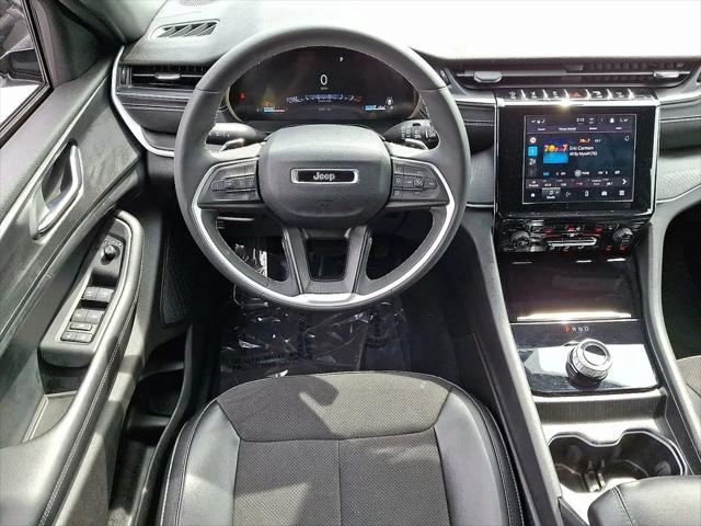 2024 Jeep Grand Cherokee L Altitude 4x4