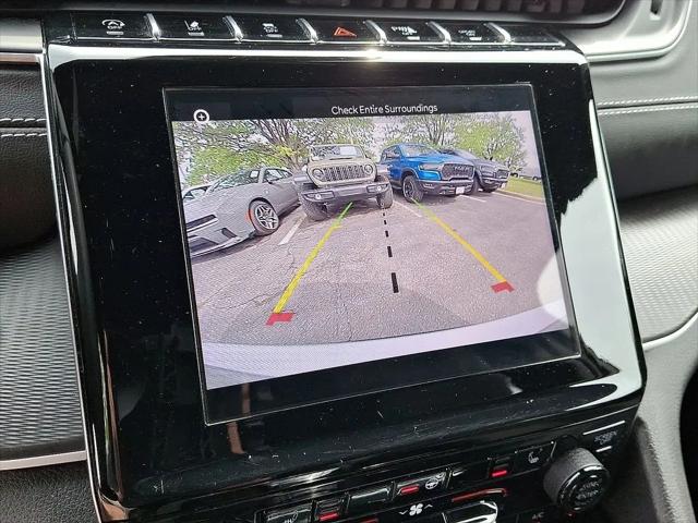 2024 Jeep Grand Cherokee L Altitude 4x4