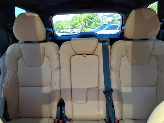 2024 Volvo XC90 B6 Ultimate Bright Theme 7-Seater