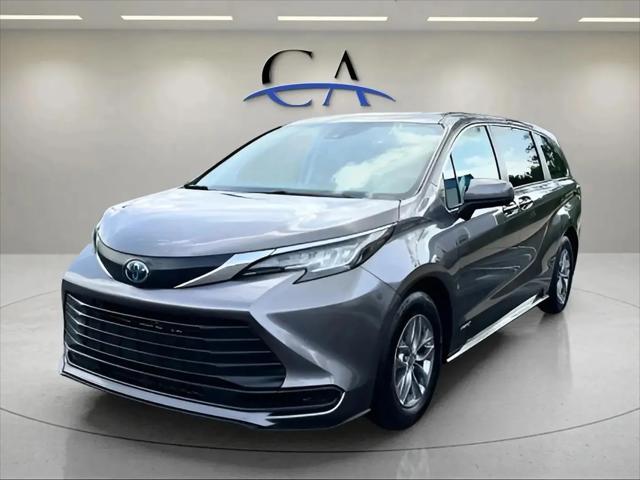 2021 Toyota Sienna LE